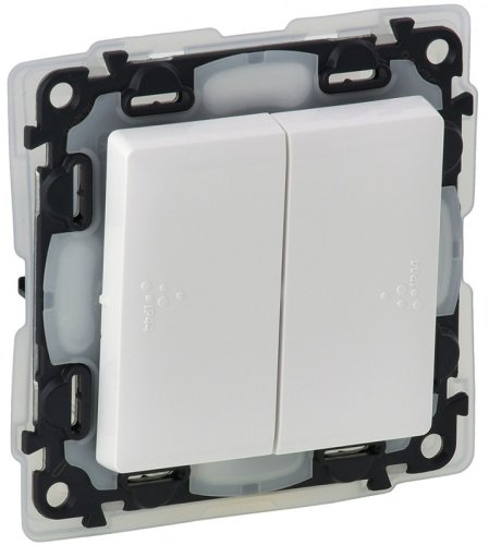 Выключатель без рамки Legrand Valena Life 2-кл. IP44 белый фото Выключатель без рамки Legrand Valena Life 2-кл. IP44 белый картинка